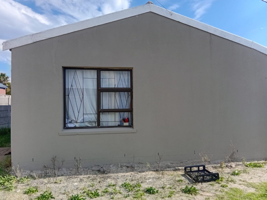 3 Bedroom Property for Sale in Ikwezi Park Western Cape